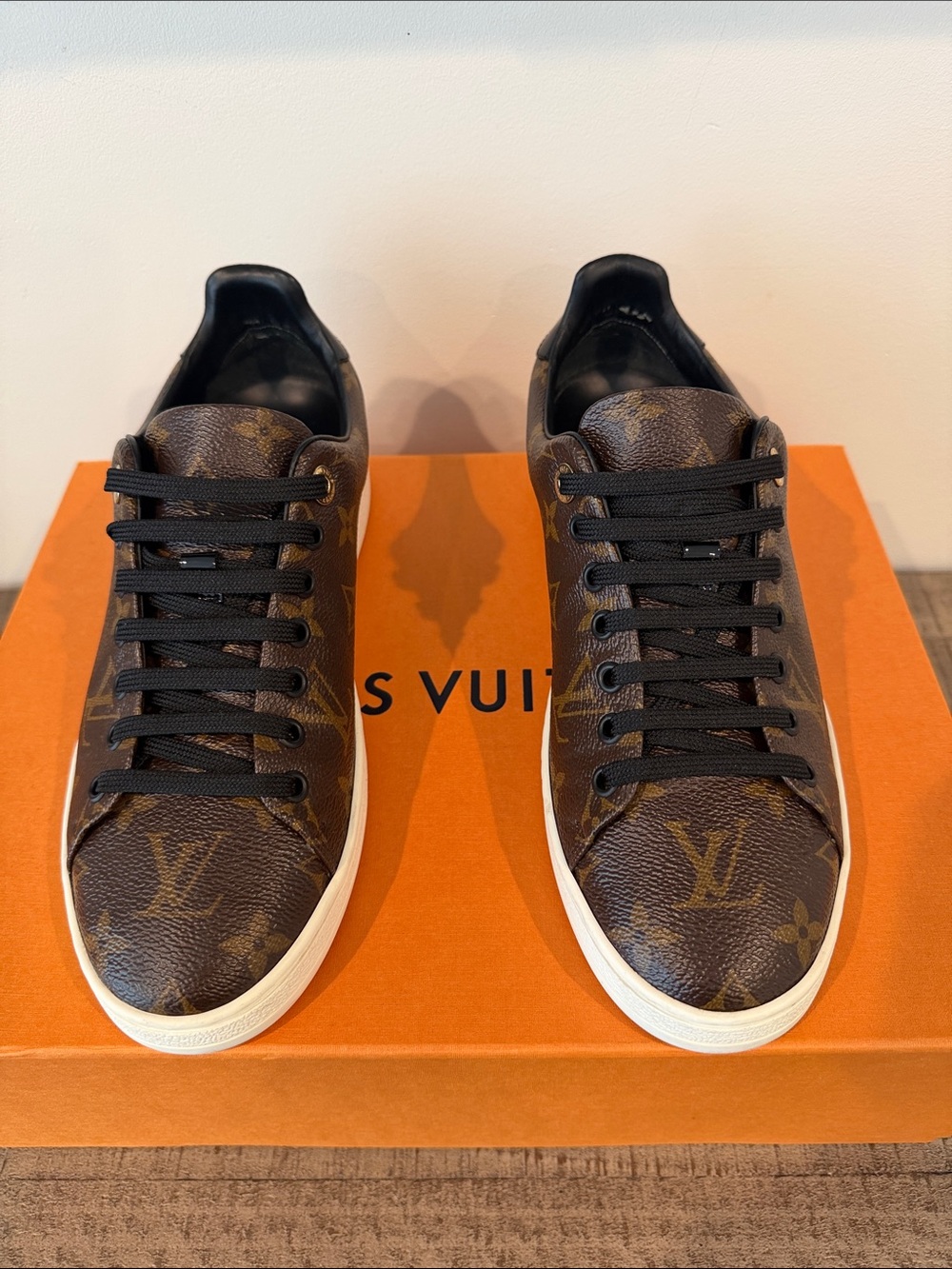 Louis Vuitton Monogram Frontrow Sneakers